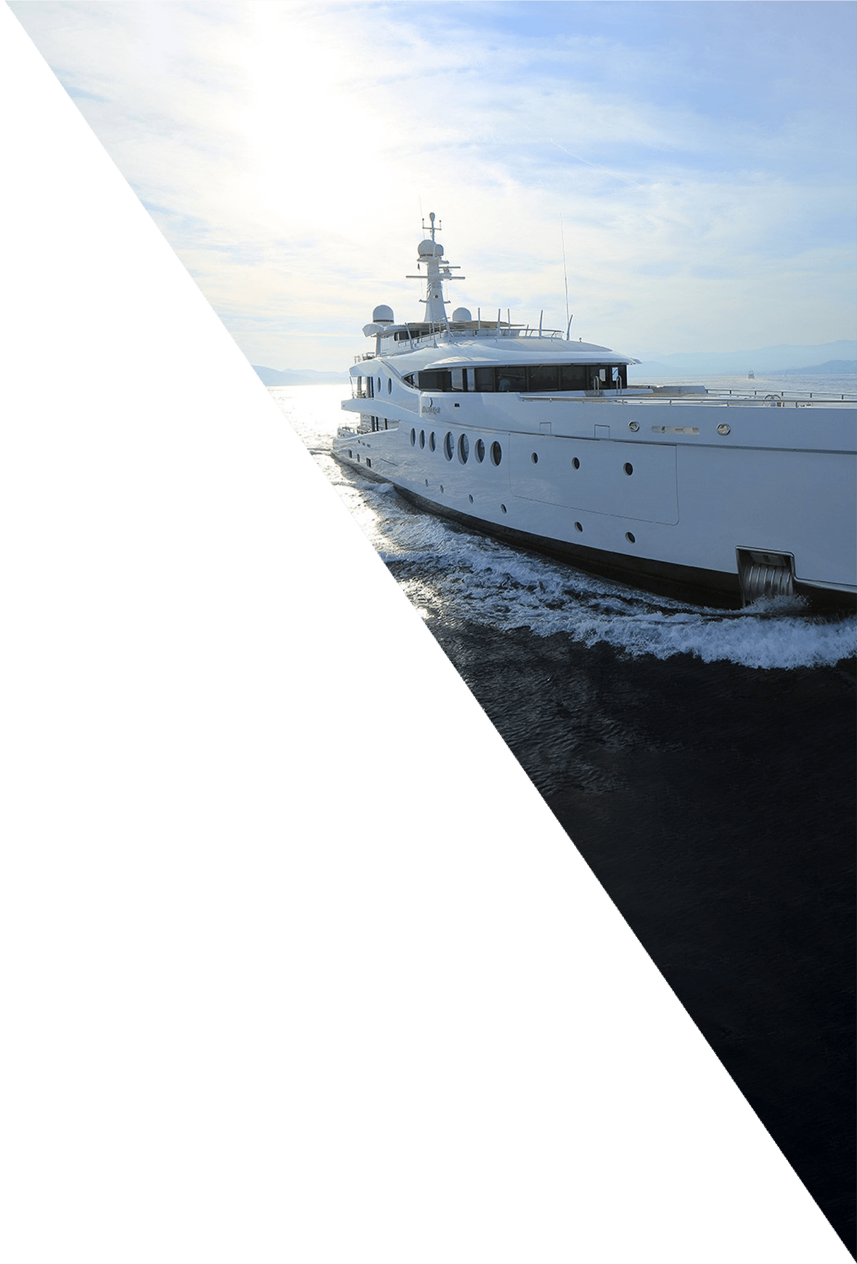 Saltwater is specialized in the yacht building industry. We offer new designs or modifications and additions to existing yachts.