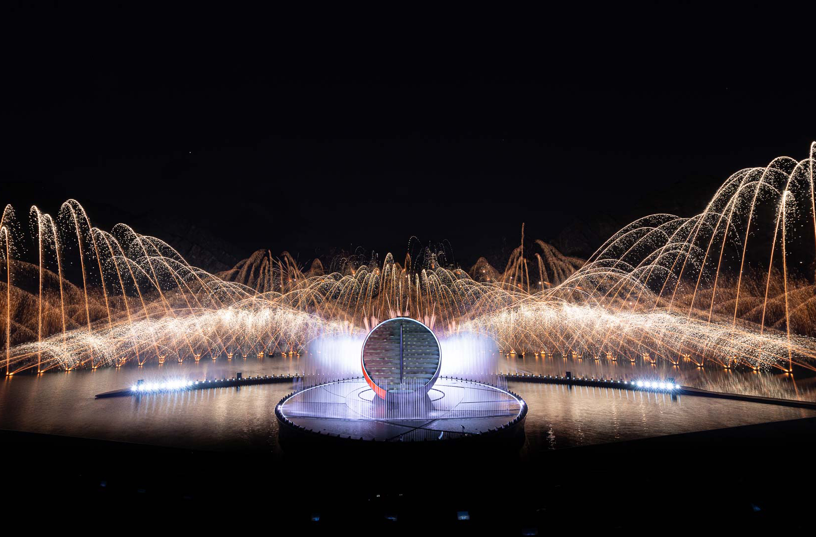 Rotating disc shaped stage in Hatta Dam