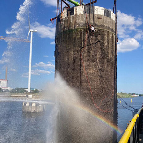 Removal of 5 caissons at Ijmuiden.