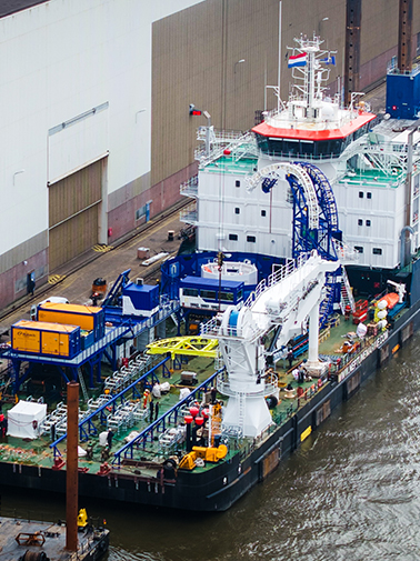 Mobilization of Curo, a cable repair vessel
