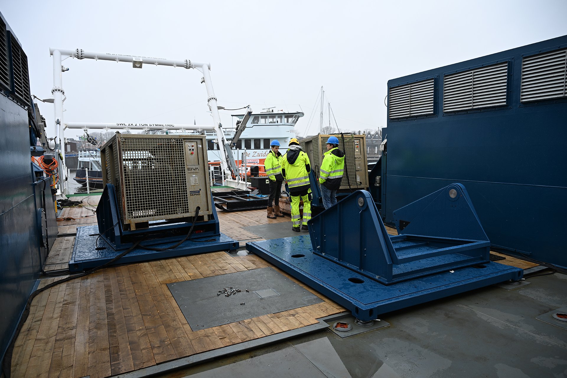 Karina Adjustable Winch Beds